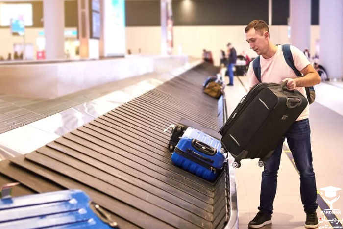 اصطلاحات رایج انگلیسی برای تحویل گرفتن چمدان